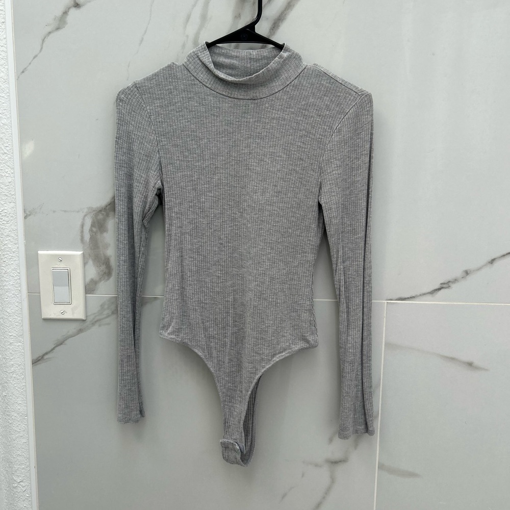 Fashion Nova Gray Ribbed Turtleneck Bodysuit